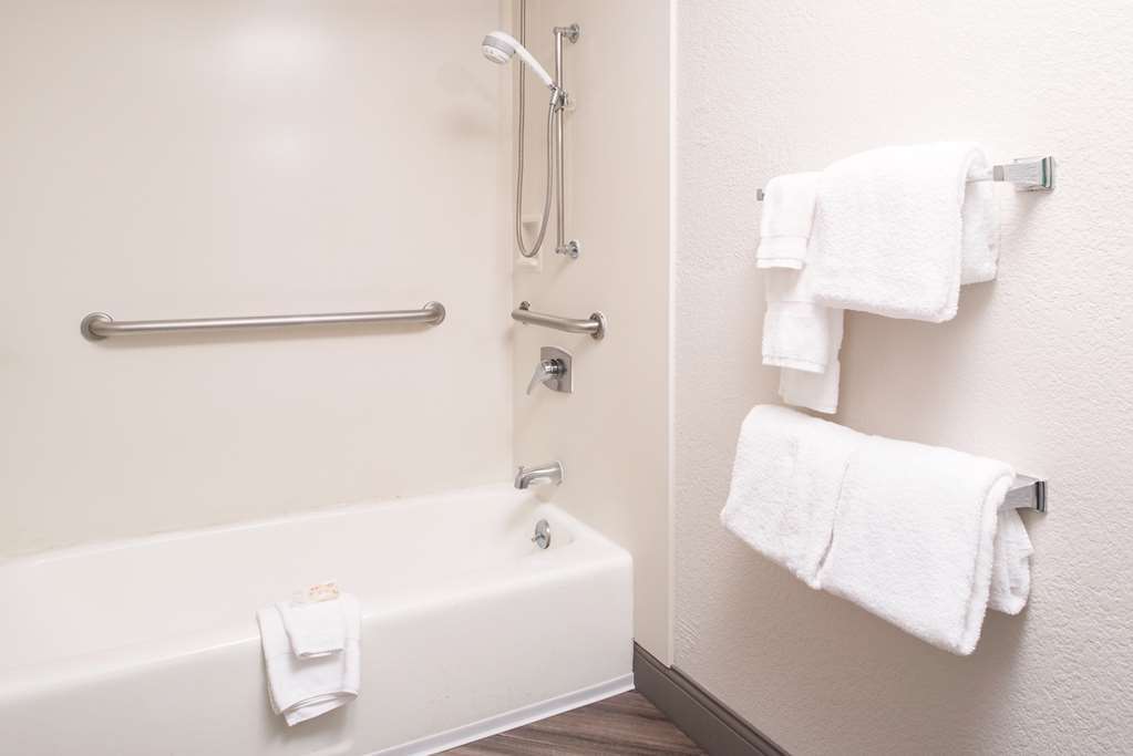 Motel 6-Whitby, On - Toronto East Habitación foto
