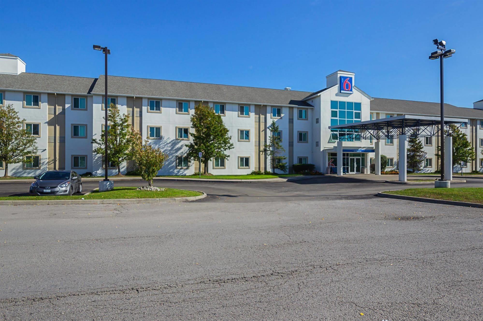 Motel 6-Whitby, On - Toronto East Exterior foto