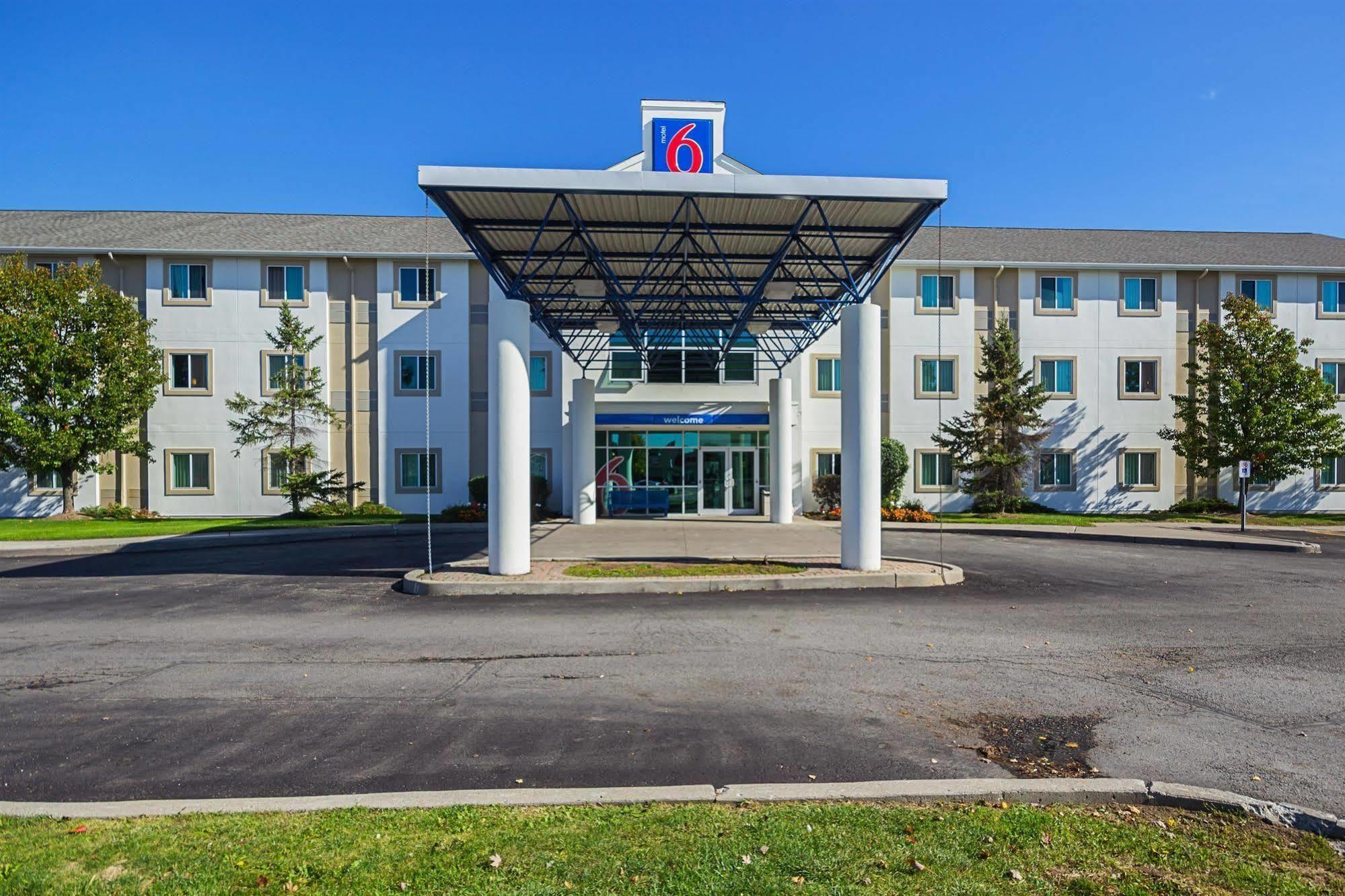 Motel 6-Whitby, On - Toronto East Exterior foto
